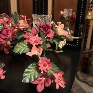 Party lite or Home Interiors candles with original flowers!!